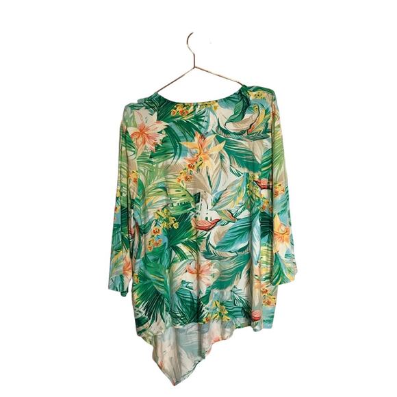 Chicos Hawaiian floral asymmetrical hem blouse size 3 large - Picture 2 of 8